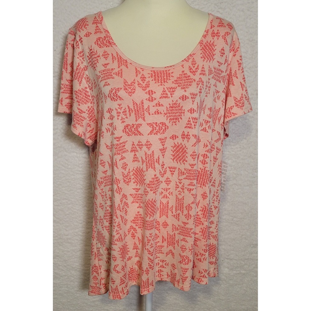 Lula Roe Aztec Top Size 2XL XXL NEW Short Sleeve Classic Tee Pullover 1306